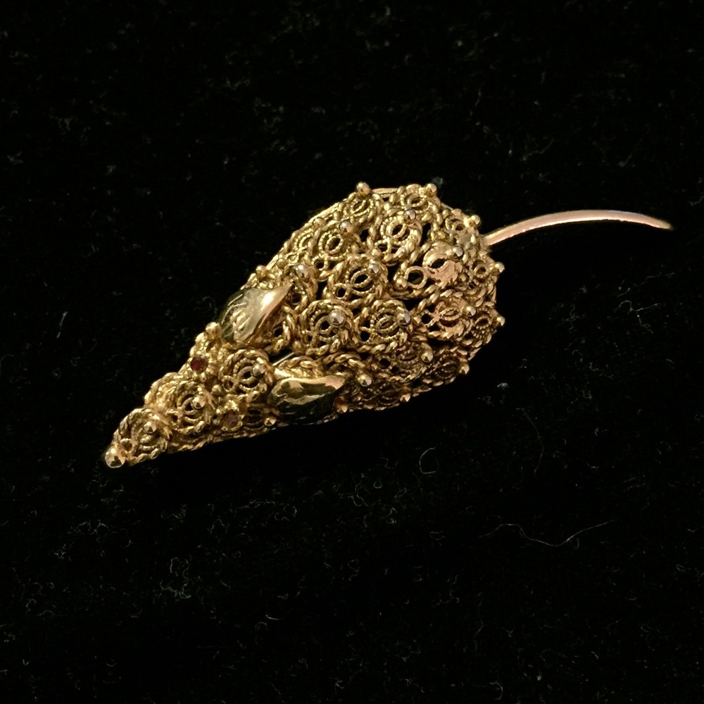 Ornate Vintage Mouse Brooch Garnet Colored Eyes